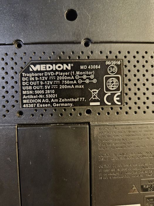 przenośny odtwarzacz DVD Medion Life E72053 (MD 43084). 
Kompatybilny