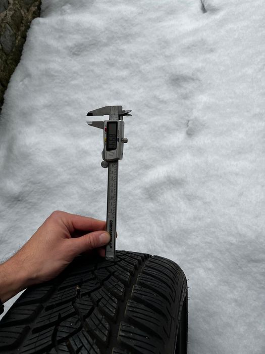 Opony 215/45 R17 FULDA jak nowe, 9mm, 4szt. Zimowe, Wa-wa