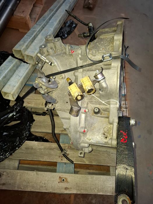 Vendo caixa de zafira