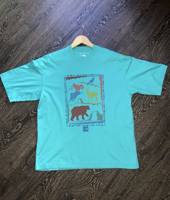 The North Face Yosemite Animal Tee. Japan .