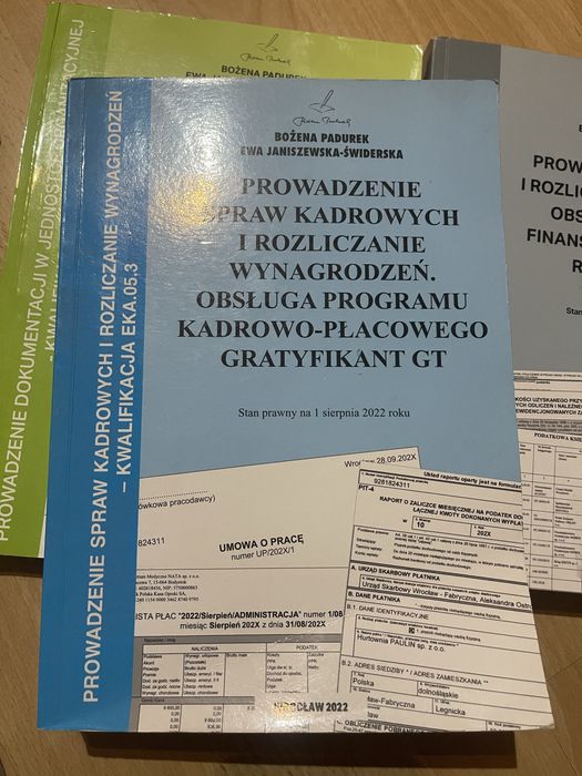 Ksiazka technik rachunkowsci, rechnik ksiegowosci, kadry i place