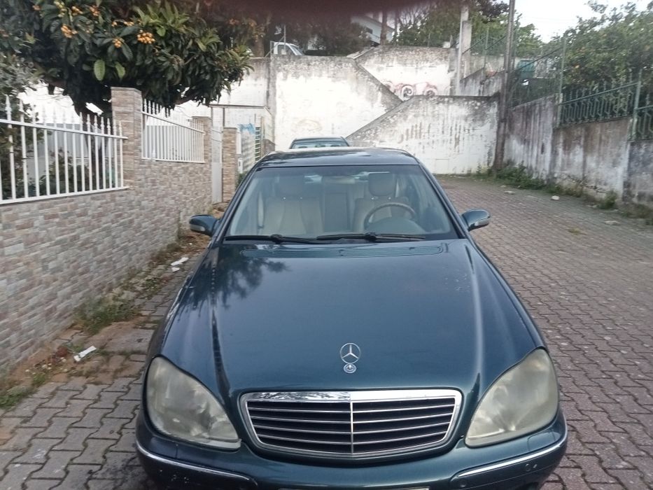 Mercedes S320  w220. 2001