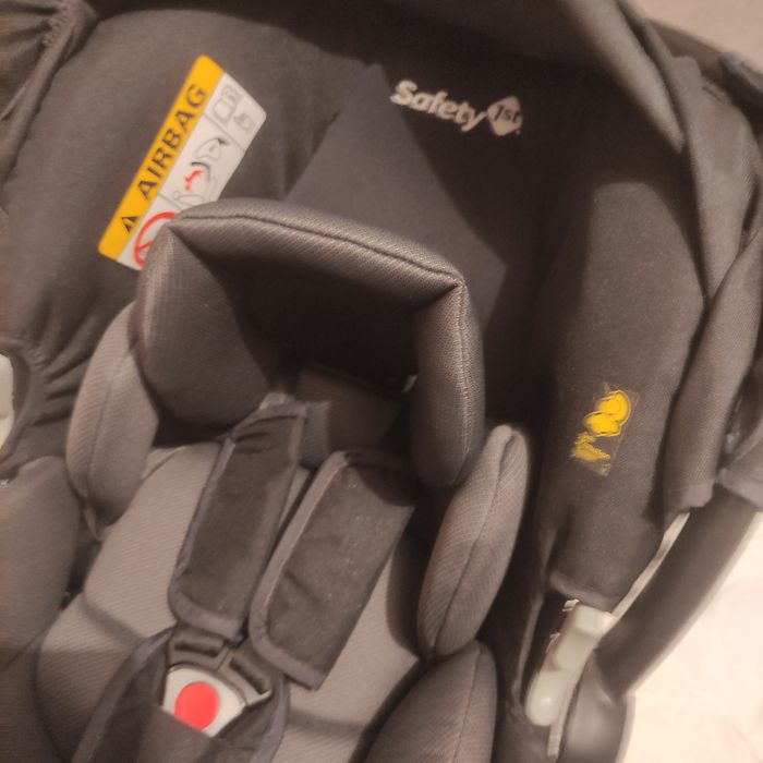 Fotelik samochodowy, nosidełko 0-13 kg Safety 1st
