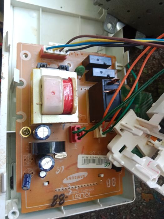 Продам запчастини до мікрохвильовки