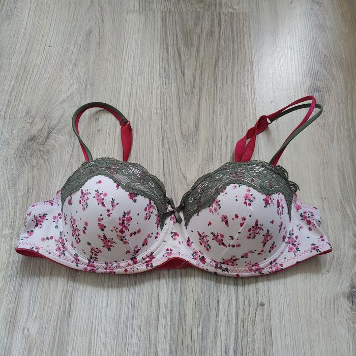 Biustonosz wielokolorowy