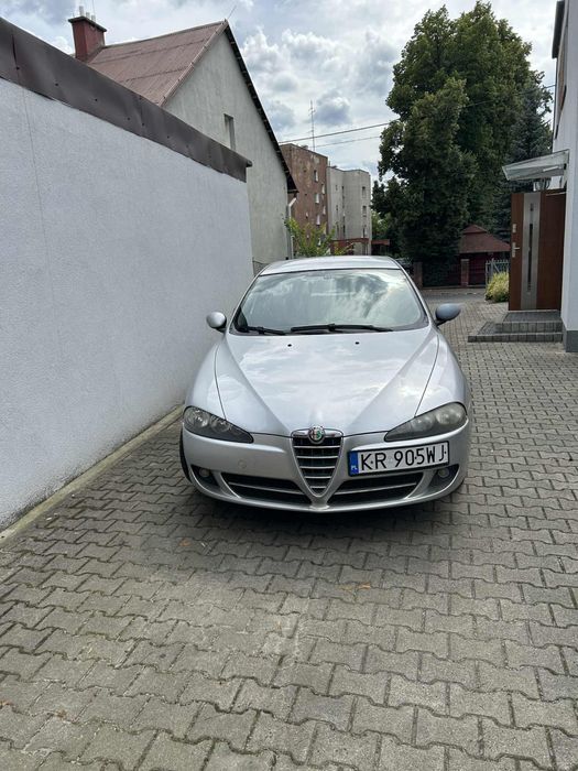 Alfa Romeo 147 polift