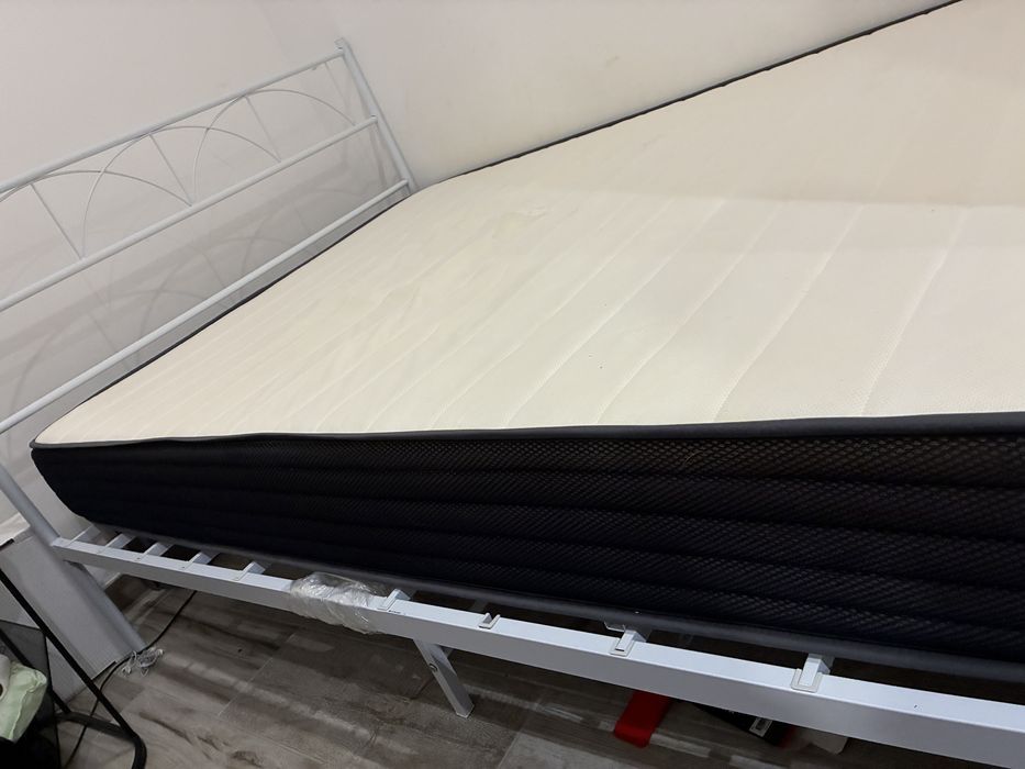 Colchão usado em bom estado, 135 cm