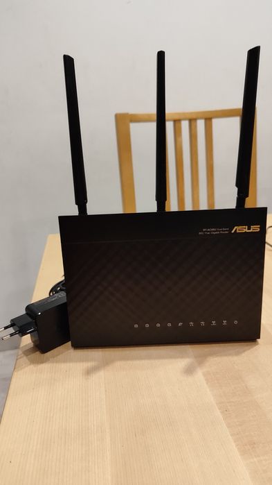Router ASUS RT AC68U
