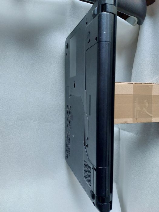 Lenovo G575 AMD E-450. Grafika Radeon HD 6320