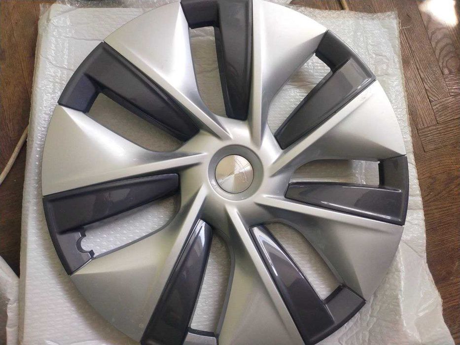 Tesla mоdel Y Колпаки 2шт.