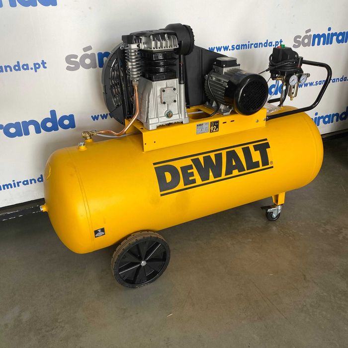 Compressor pistão Dewalt 200lts Usado