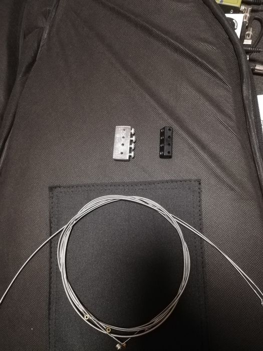 Gitara basowa hohner headless