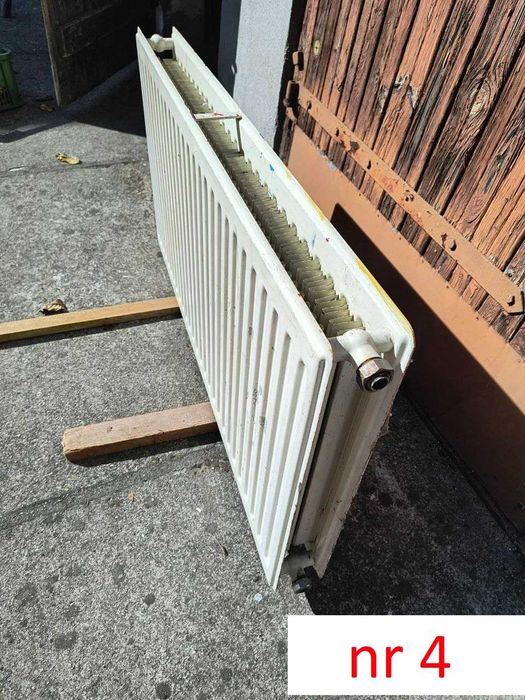 Grzejniki używane jedno lub dwupanelowe