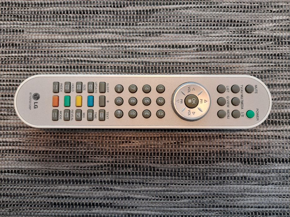 2 w 1 monitor do komputera oraz telewizor