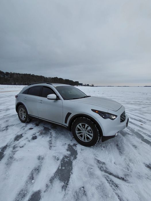 Продам Infiniti fx35