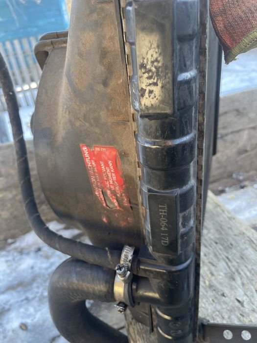 Радіатор ауді 90