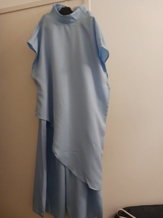 Conjunto de calças  e blusa /Novo