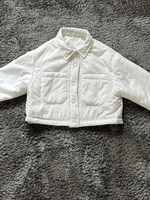 Куртка біла вкорочена