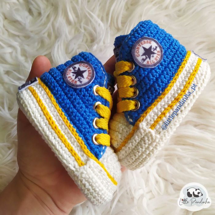 Tênis para Bebé / sapatilhas All star em crochet