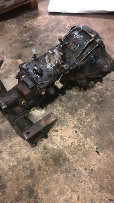 Diferencial e caixa nissan cabstar f22 2.5d