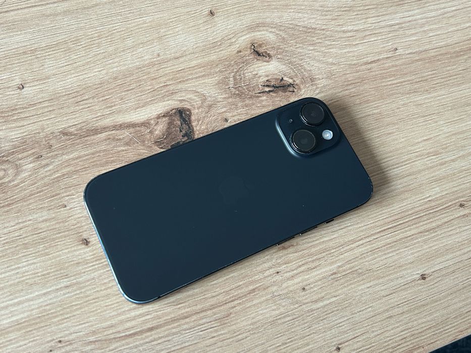 iPhone 15 128GB Czarny Black 16 Ładny stan + etui