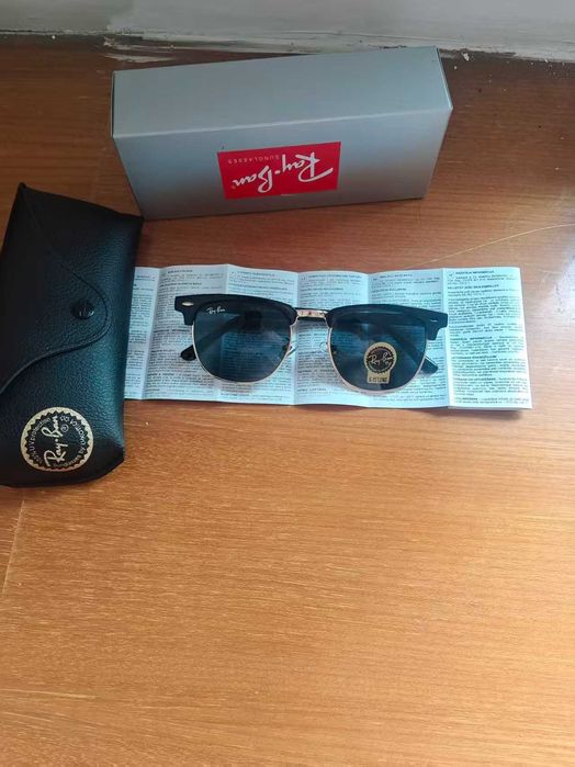 Okulary przeciwsłoneczne Ray-Ban Clubmaster RB3016