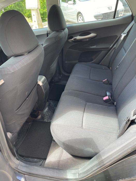 Toyota Auris 100.000km Um DONO