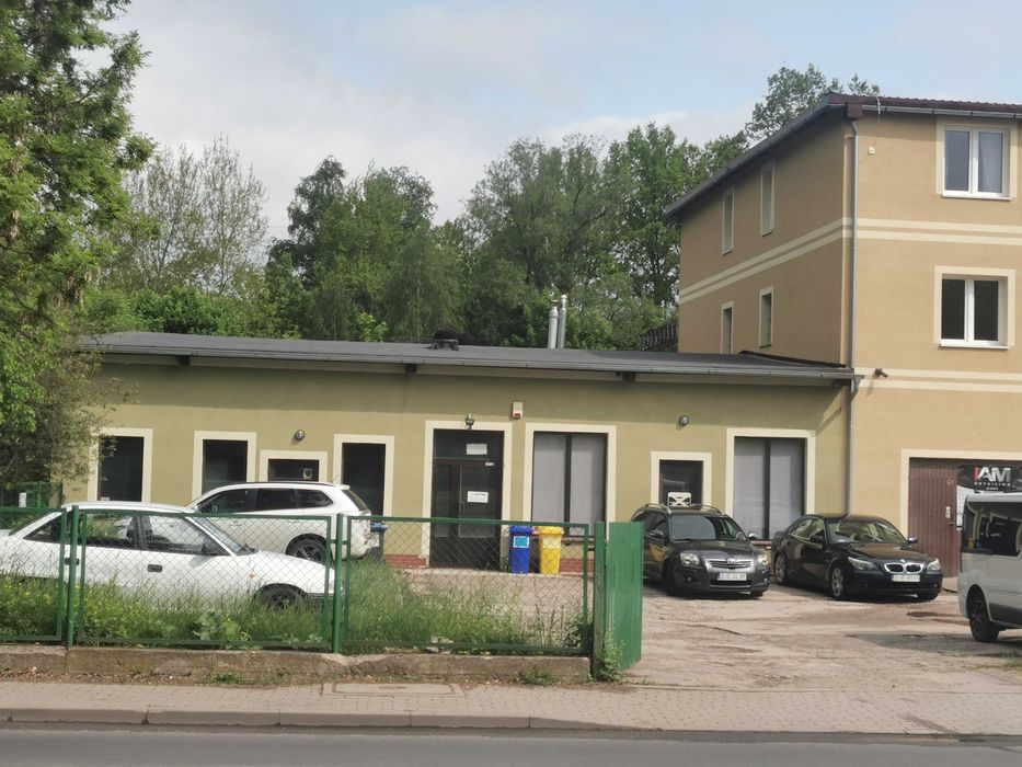 Do wynajęcia lokal handlowy - usługowy