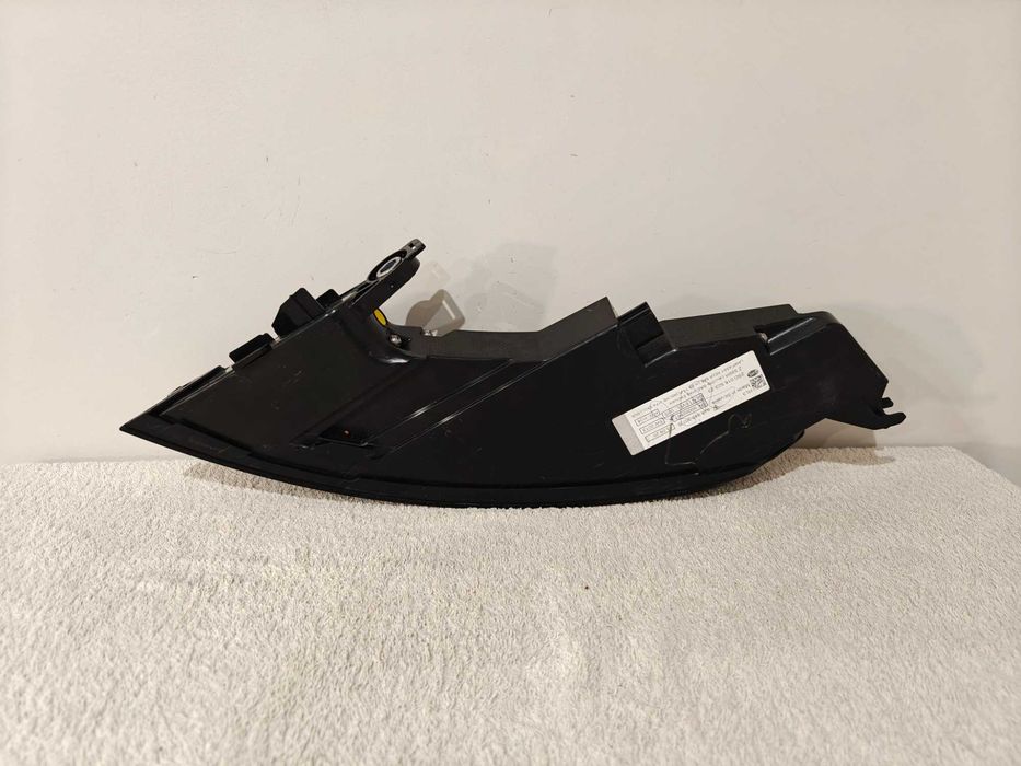 Lampa Lewy Tył LED EXCLUSIVE Porsche Taycan USA