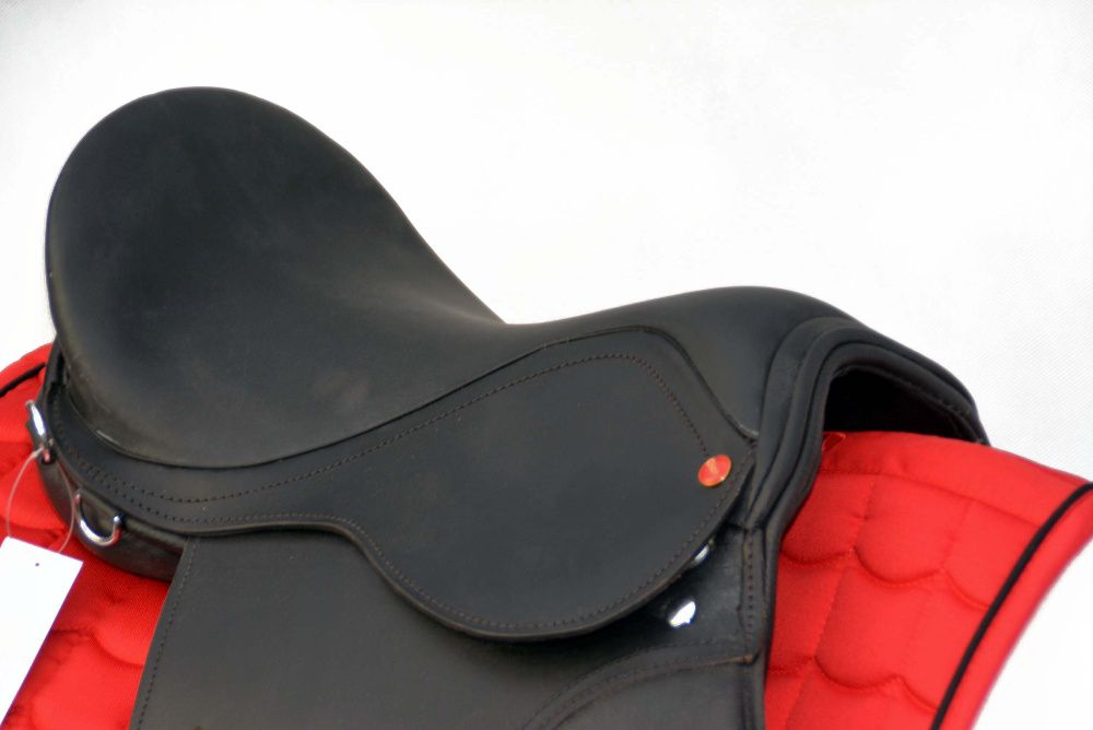 Siodło skórzane wszehstronne 15c na kuca