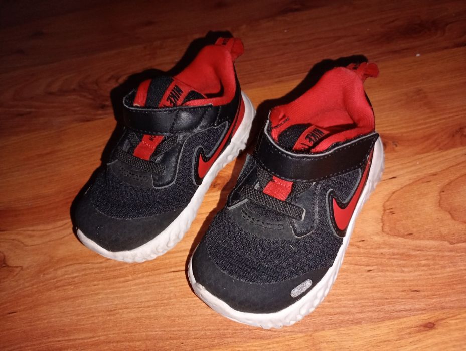 Buty Nike rewolution roz. 21