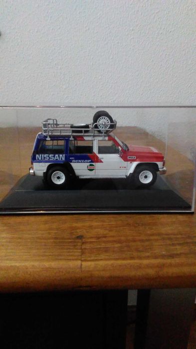 Miniatura de Jipe Nissan Patrol Long