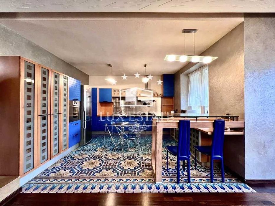 Продажа 3-комнатной квартиры в ЖК "Слободская Усадьба" метро "Научная"