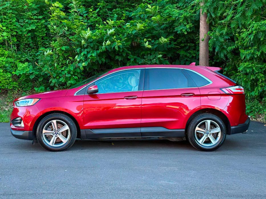 Ford Edge Titanium      2019