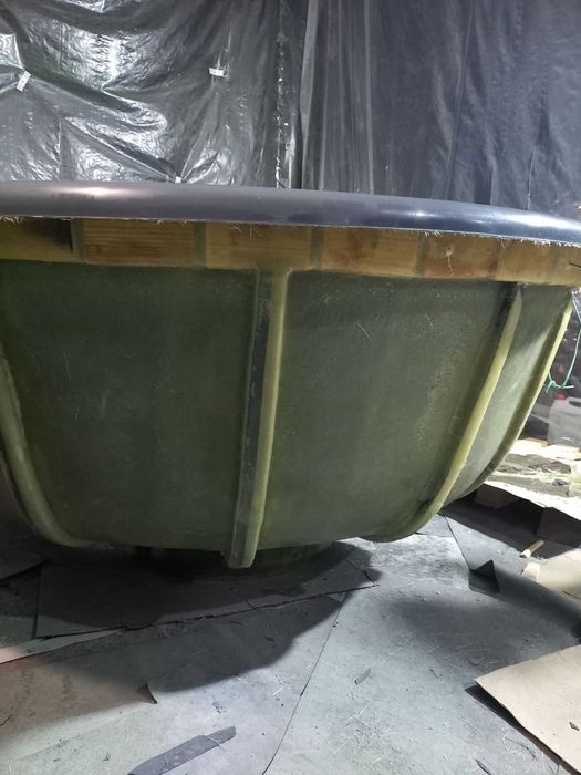 Пластикова вставка для вуличної купелі