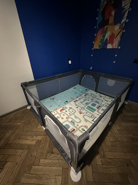 Продам дитячий манеж