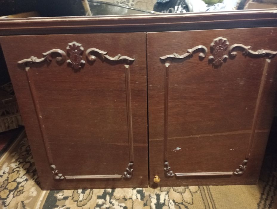 Шкаф,тумбу,полочка продам все за 800