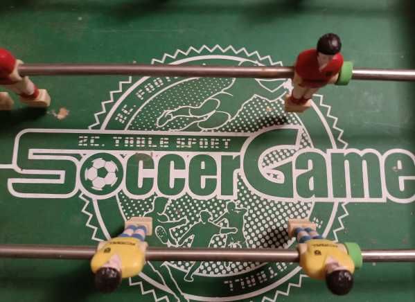Футбол настольный