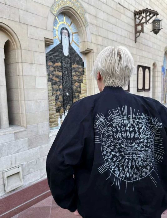 Куртка erd berlin embroidered bomber jacket