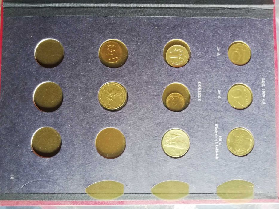 Klaser, album na monety z monetami 100 szt. od 1973  do 1986