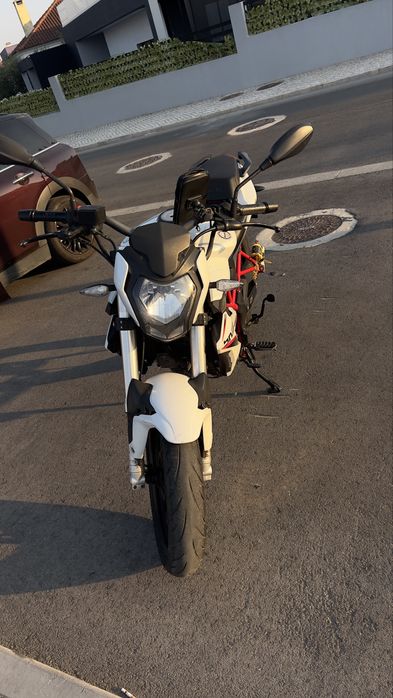 Benelli  Bn 125