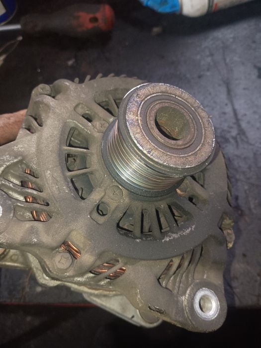 Alternator 2.0 dCi Renault laguna scenic Megane
