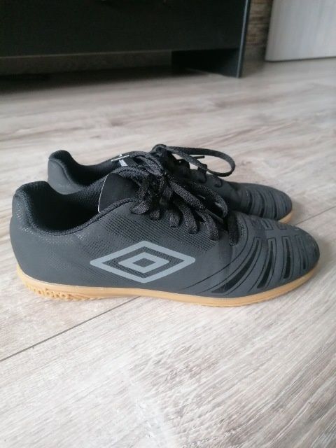 Buty umbro jak nowe