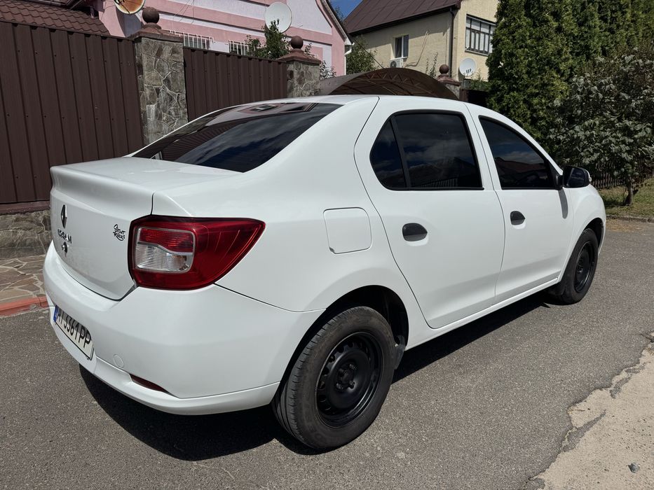 Renault logan 2016  бензин