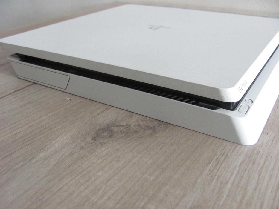 Konsola SONY Playstation 4 PS4 SLIM 500GB Pad