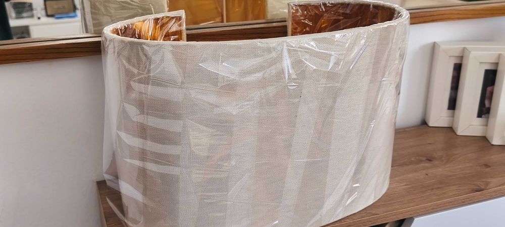 Abajur Grande Oval Duplo - Bege e Dourado - NOVO/SELADO