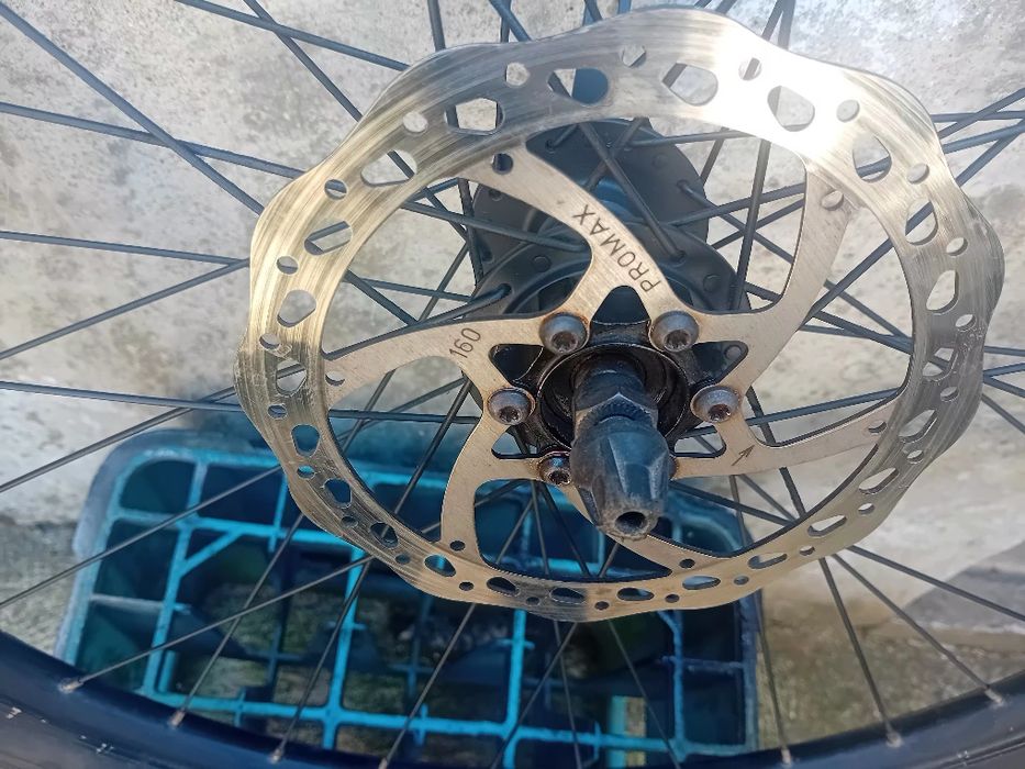 Roda da frente 26 completa de disco