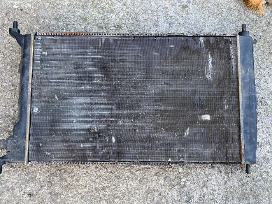 Opel Astra f 1 chlodnica wody plynu