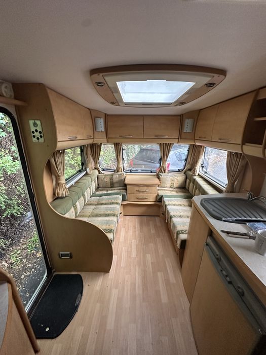Caravana inglesa , CAMA FIXA, impecavel 2007