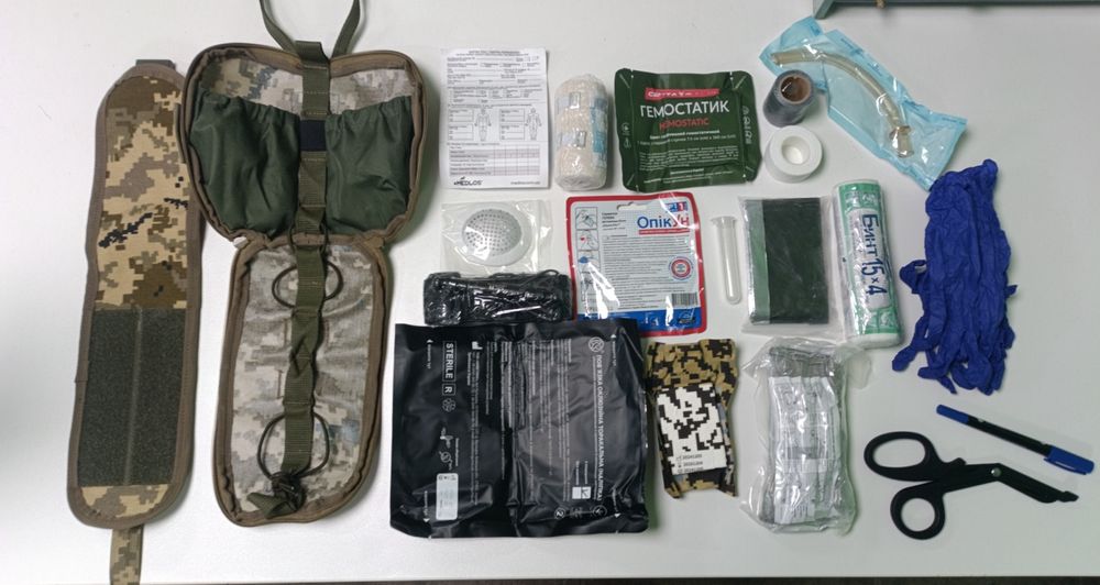 Продам нову Аптечку все дійсне до 2027 року